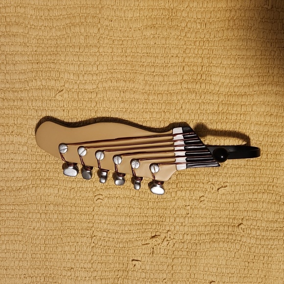 Guitar Headstock Wall Hooks Set Of 3 - Picture 3 of 15